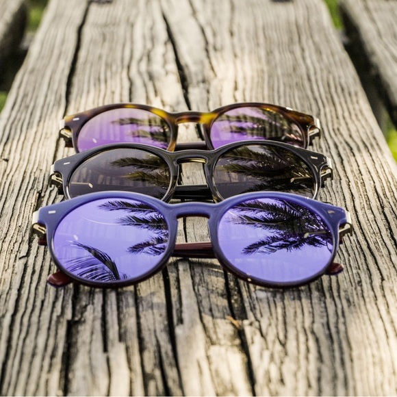 Italian sunglasses. 3 colors. Protection UV. light and comfortable. main image 5
